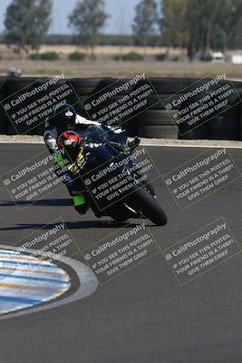 media/Sep-21-2025-TrackDaz (Sun) [[277c75b276]]/C Group/240pm (Turn 6)/